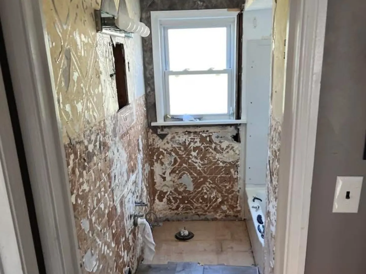 Small Bathroom Remodel project photo 1 in Broomfield